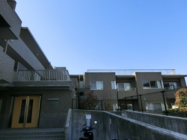 その他(宅配ＢＯＸあり・オートロック付のマンションです)