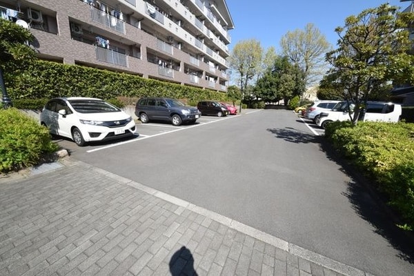 駐車場(★駐車場★)