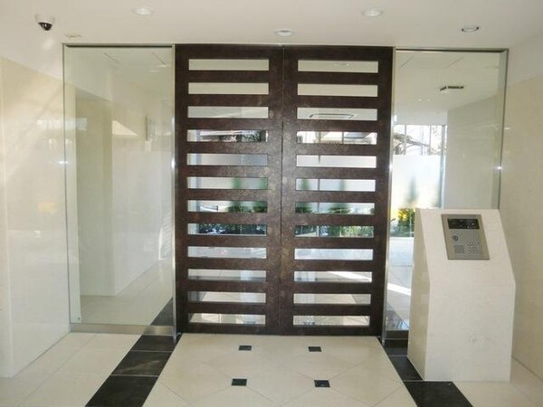 エントランス(★お問い合わせはタウンハウジングまで★)