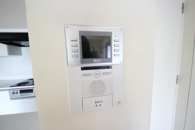 物件内観写真7　(★安心のＴＶ付きインターホン★)