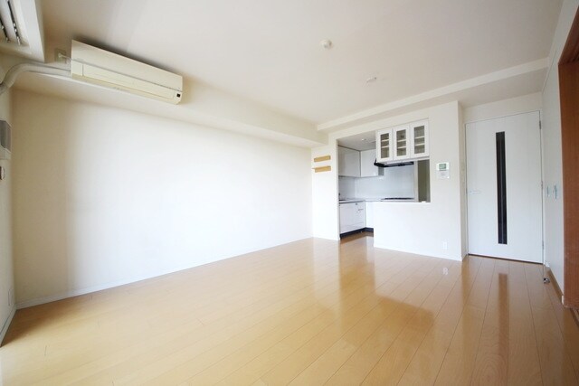 物件内観写真18　(★14.6帖のＬＤＫ★)