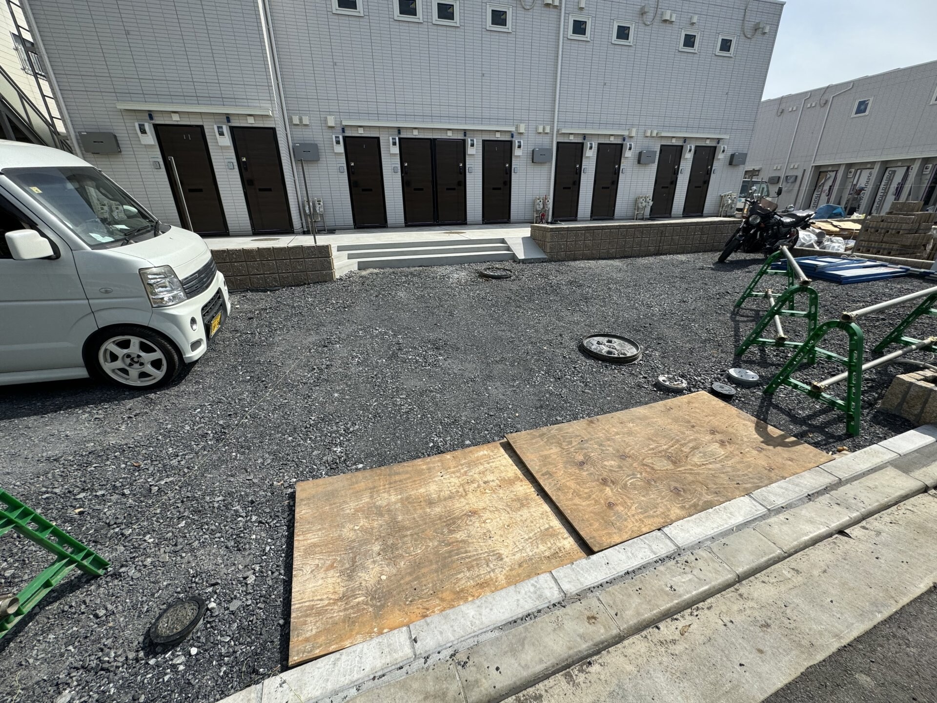 物件内観写真17　(駐車場)