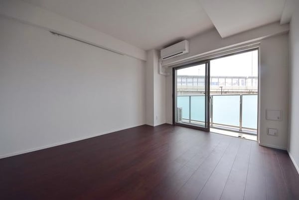 リビング・居室(★7.9帖の洋室です★)