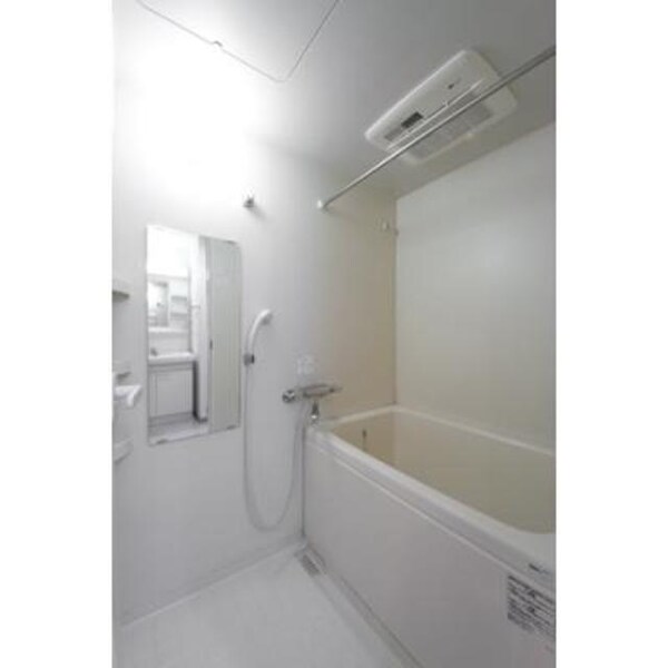 バス／シャワールーム等(※写真は同タイプ住戸です。)