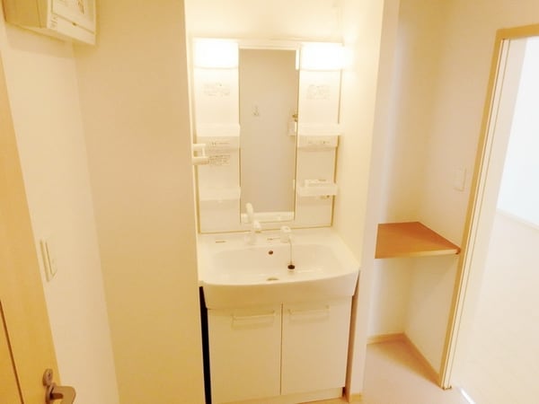 洗面(★独立洗面台があれば便利ですね★★)