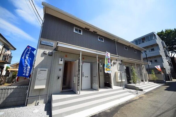 外観(★大通りから1本入ったところで静かです★)