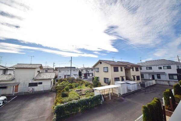 眺望(★バルコニーからの景色・日当たりも良いです★)