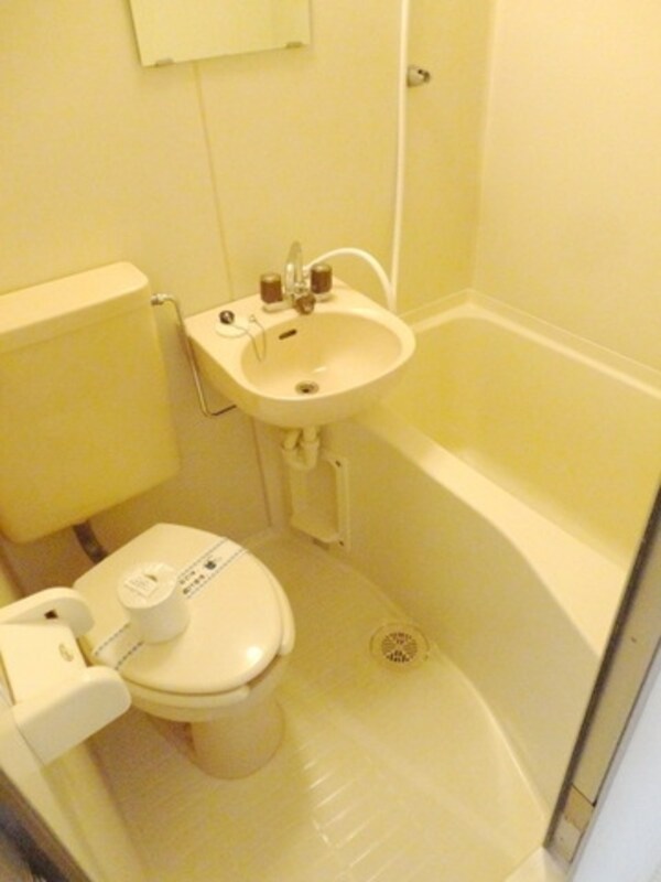 バス／シャワールーム等(別部屋参考写真)