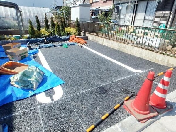 駐車場(お問合せはタウンハウジングまで)