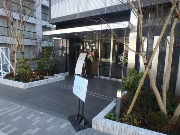 エントランス(★お洒落なエントランス★)