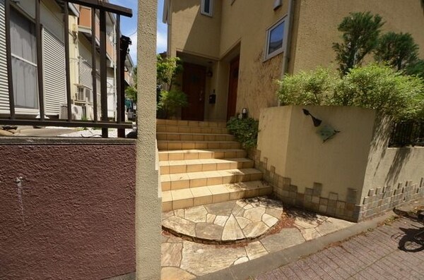 エントランス(外観・共用部分)