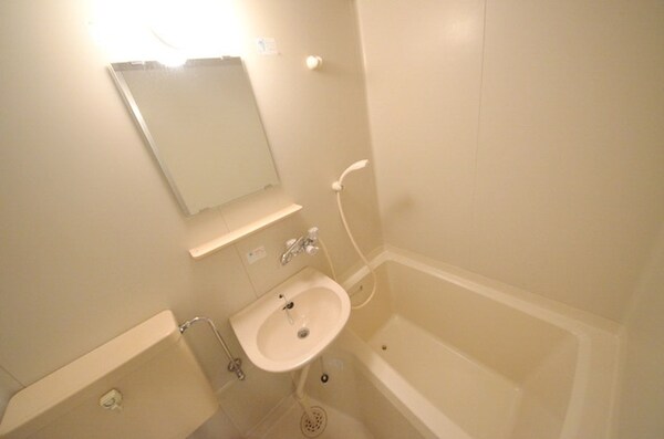 バス／シャワールーム等