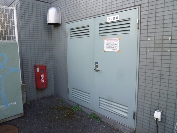 共有部分(ゴミ置場)