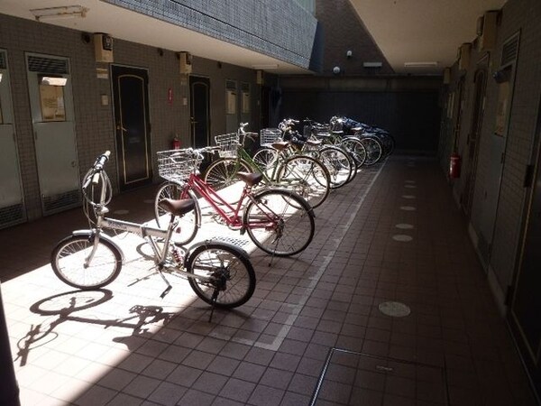 共有部分(自転車置場)