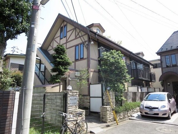 外観(★閑静な住宅街で落ち着いた環境です★)