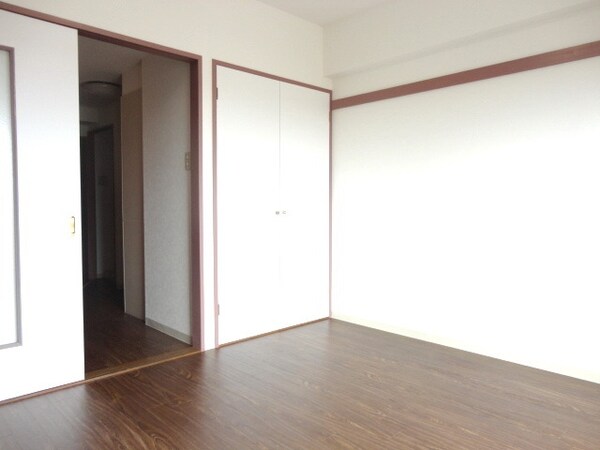 寝室(★綺麗な室内★)