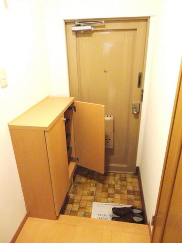 玄関(★お問い合わせはタウンハウジングまで★)