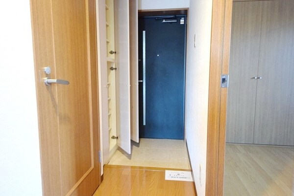 玄関(玄関)