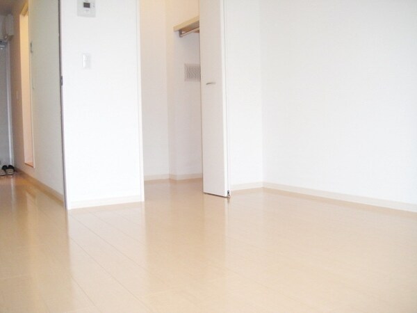 その他(★洋室8.1帖・ウォークインクローゼット1.5帖★)