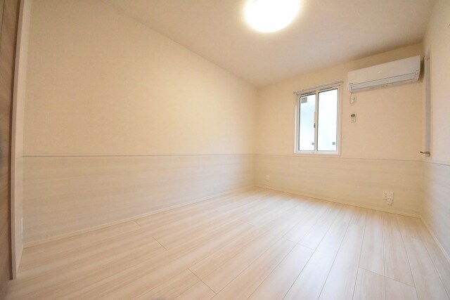 物件内観写真2　(★室内＆室内設備★)