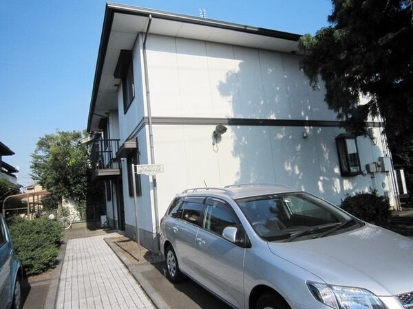 エントランス(★１フロア２世帯・全室角部屋２面採光★)