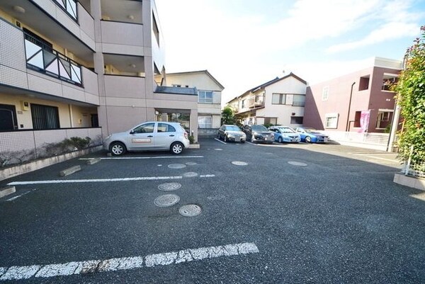 駐車場(★敷地内駐車場です★)