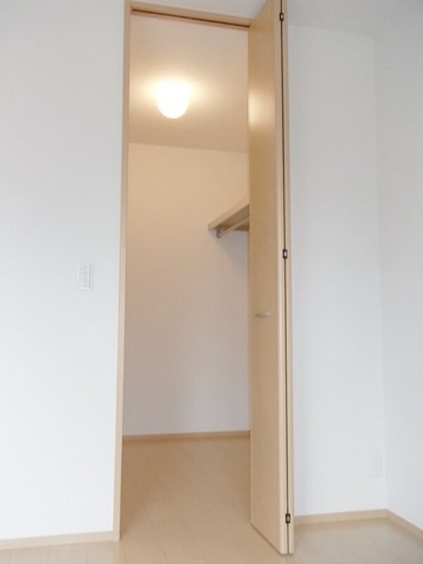 収納(★ウォークインクローゼット2帖★)