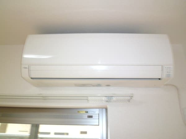 設備(エアコン完備)