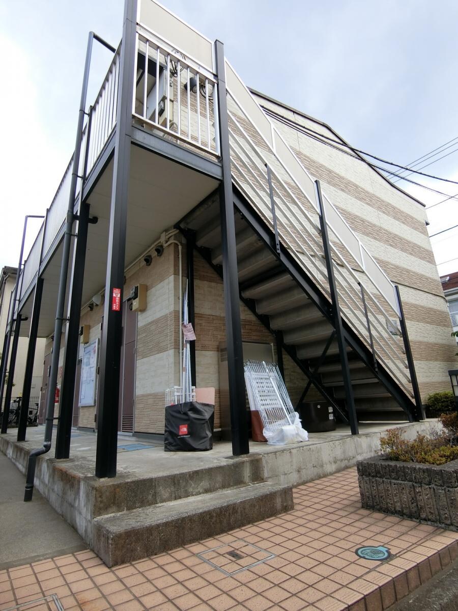 物件内観写真3　(エントランス)