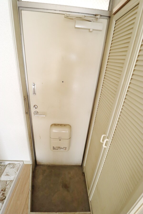 玄関(玄関)