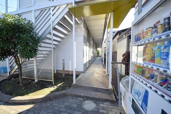 エントランス(建物入口)