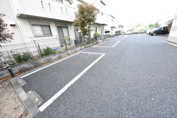 駐車場(★外観＆共用設備★)