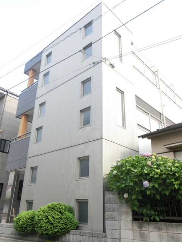 外観(閑静な住宅街にあります)
