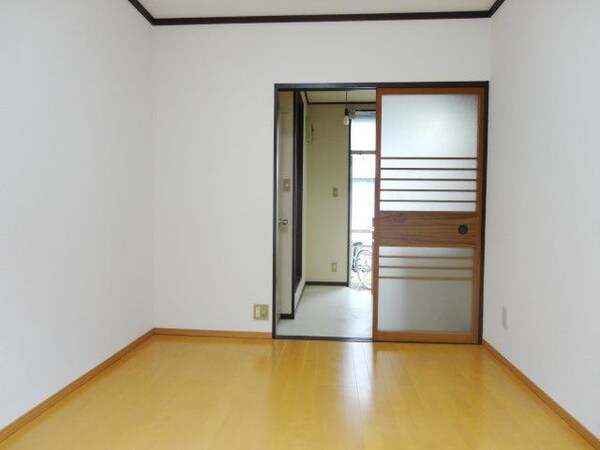その他(開放感のあるお部屋です)