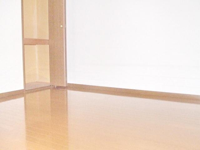 物件内観写真5　(★洋室7帖★)