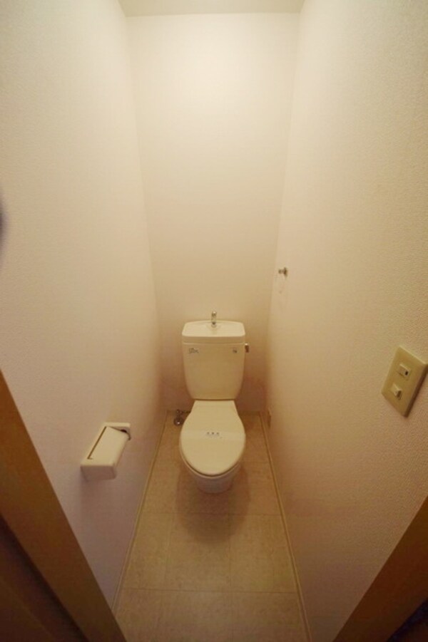 トイレ(※写真は別部屋です。)