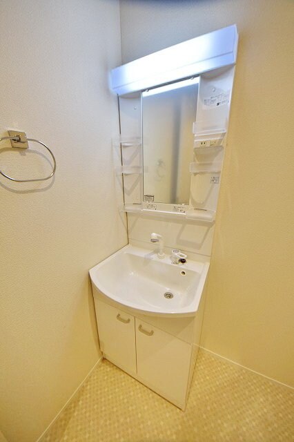 物件内観写真8　(洗面)