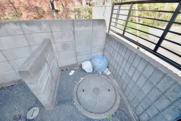 共有部分(★ゴミ捨て場★)