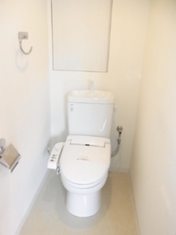 トイレ(温水洗浄便座)