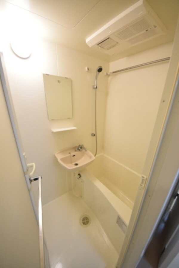 バス／シャワールーム等