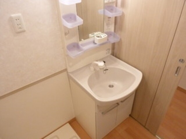 物件内観写真7　(★独立洗面台★)