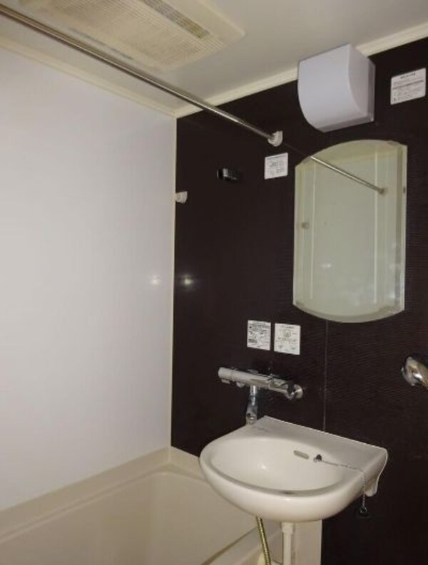 バス／シャワールーム等