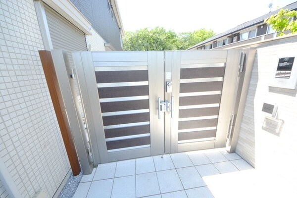 エントランス(エントランス)