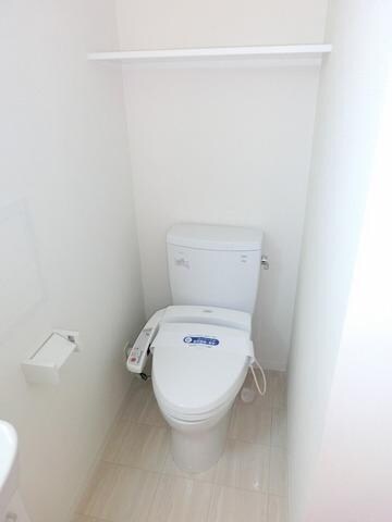 物件内観写真7　(☆ウォシュレット完備☆)