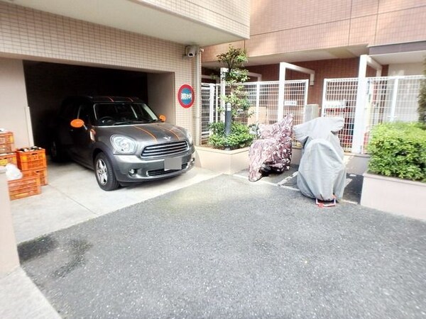 駐車場(★駐車場＆バイク置場★)