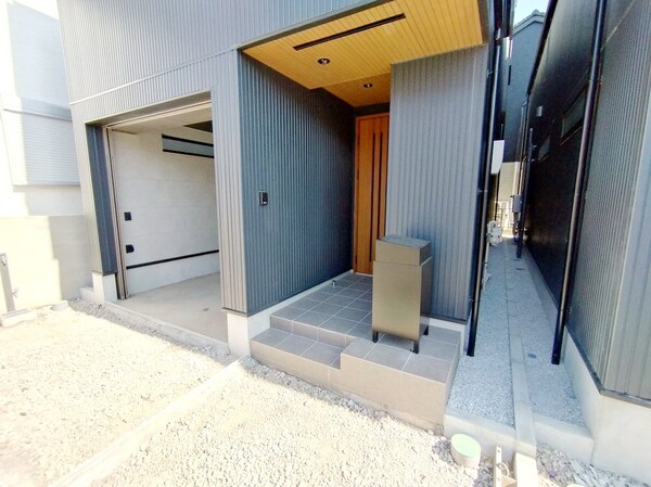 エントランス(庭)