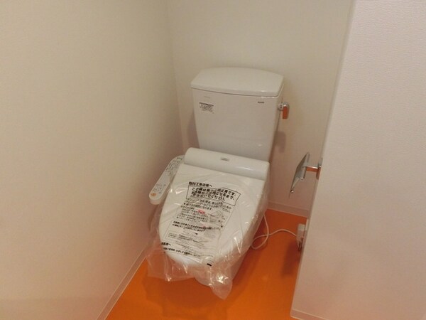 トイレ(★ウォシュレット付のおトイレです★)