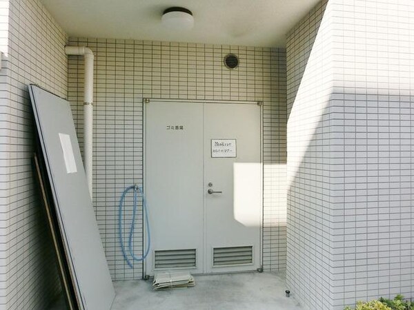 共有部分(ごみ置き場)