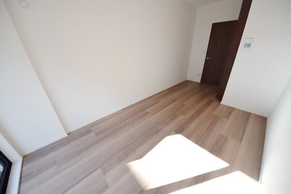 その他室内・内装(★日当たりの良い洋室です★)