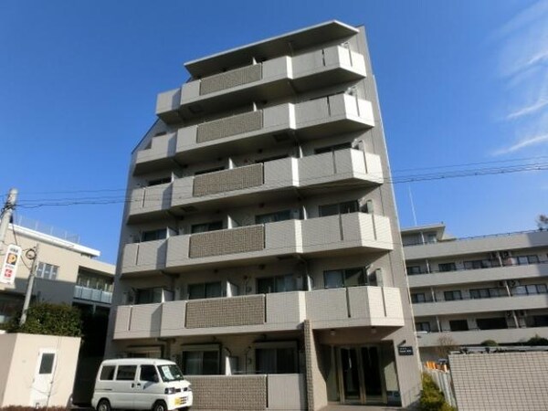 外観(中野駅まで6分)